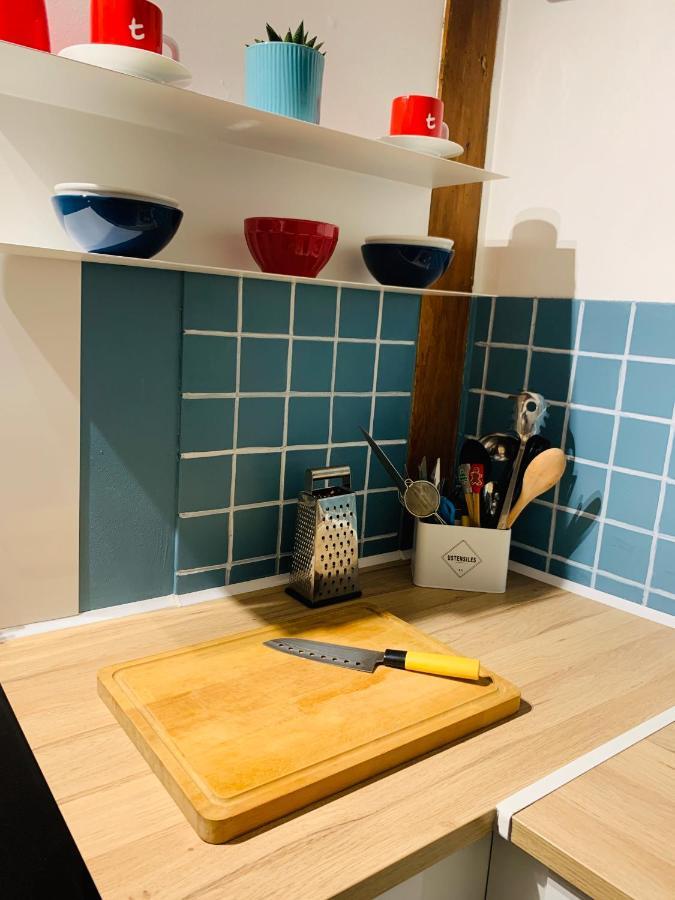 La Maison De Nina Sens Luaran gambar
