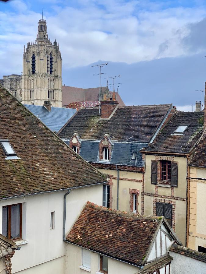 La Maison De Nina Sens Luaran gambar